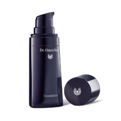 Dr. Hauschka Foundation 01 Macadamia